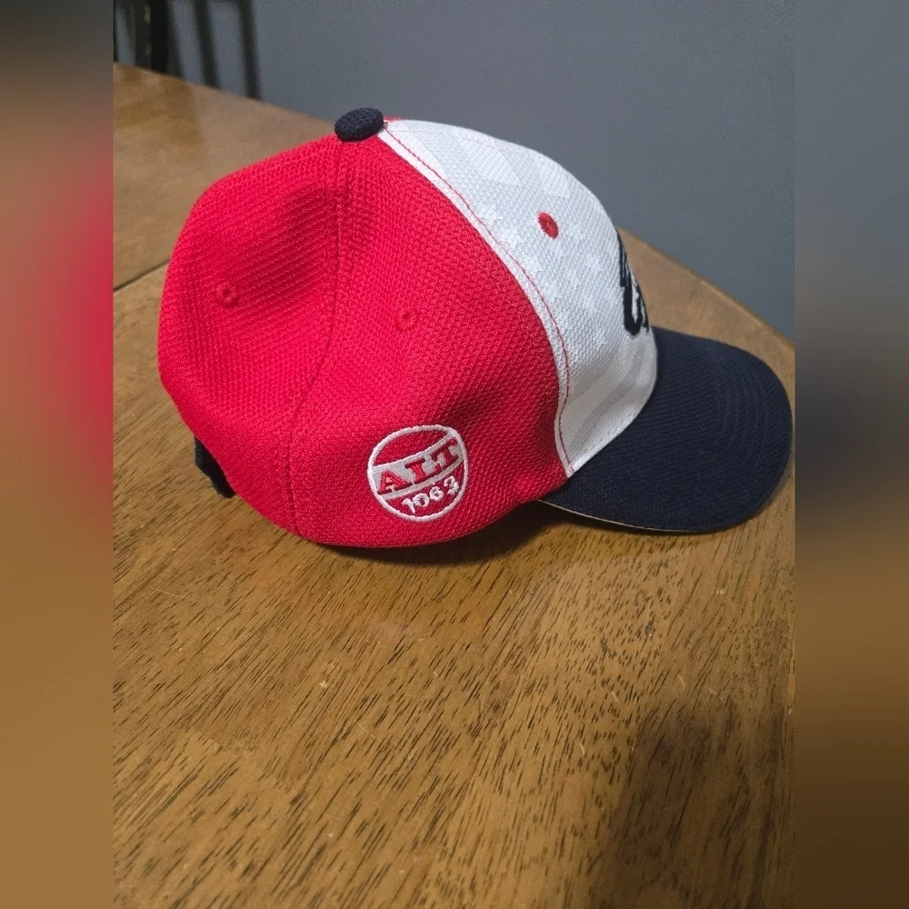 Minnesota Wild NHL Adjustable Hat Cap Hook & Loop Hockey Red White And Blue - Picture 2 of 7
